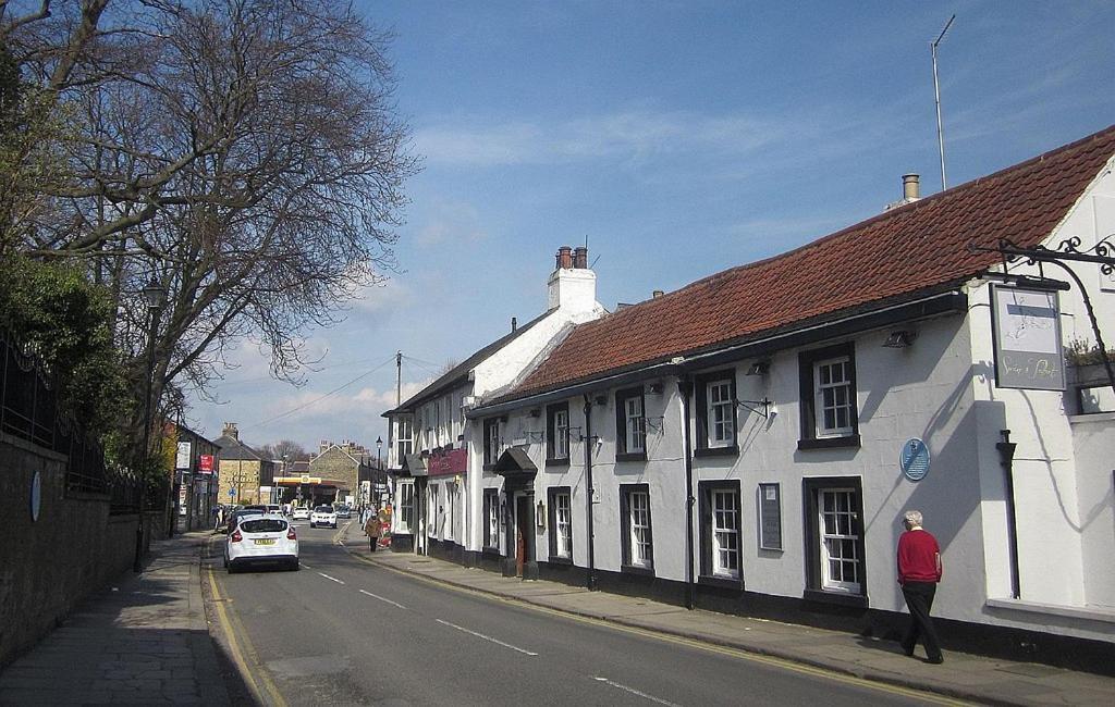 Swan & Talbot Inn Wetherby Esterno foto