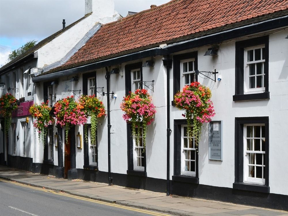 Swan & Talbot Inn Wetherby Esterno foto