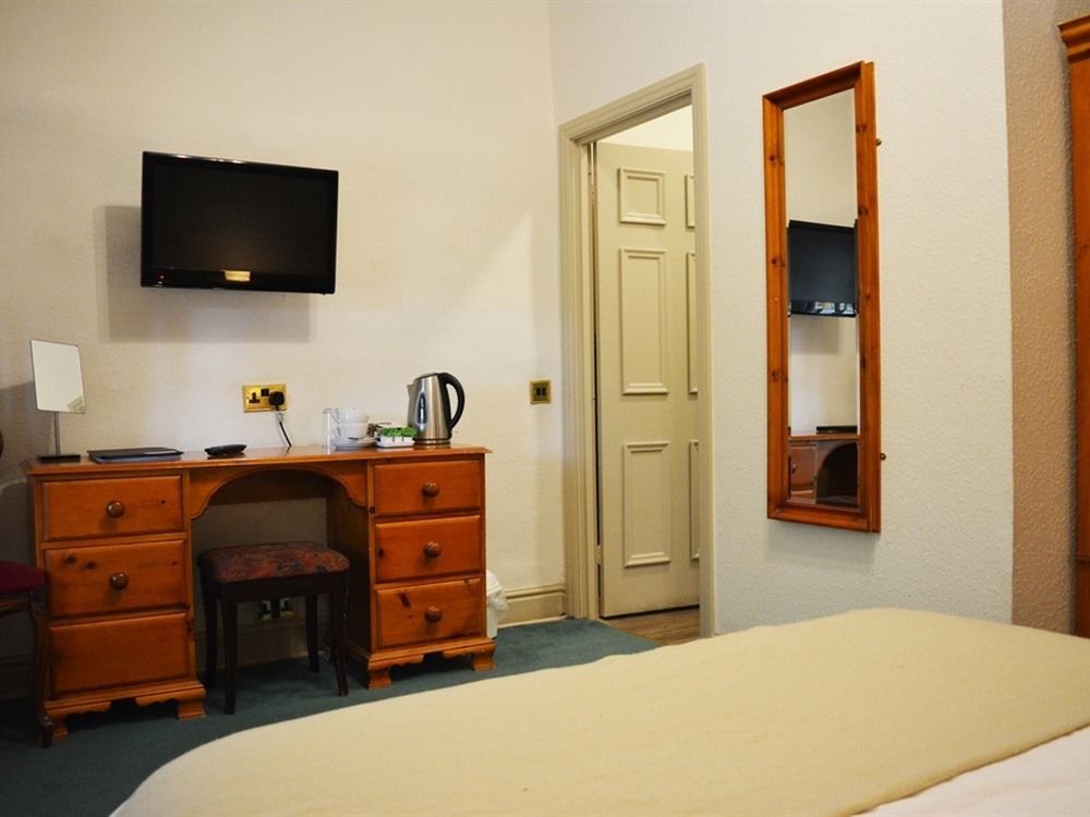 Swan & Talbot Inn Wetherby Esterno foto