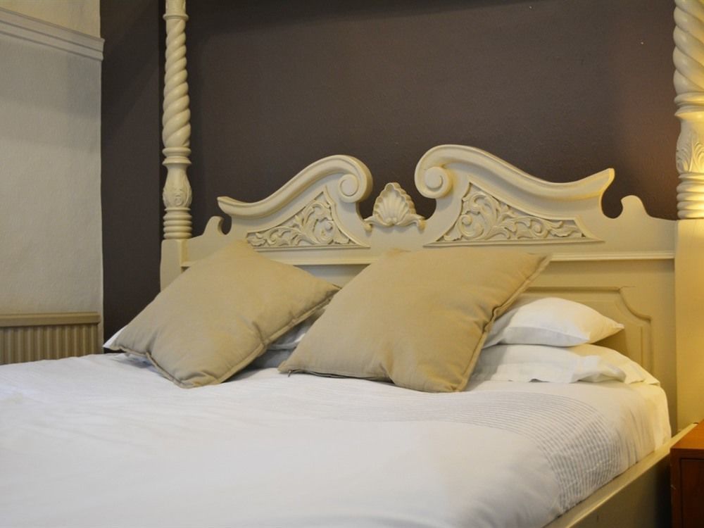 Swan & Talbot Inn Wetherby Esterno foto
