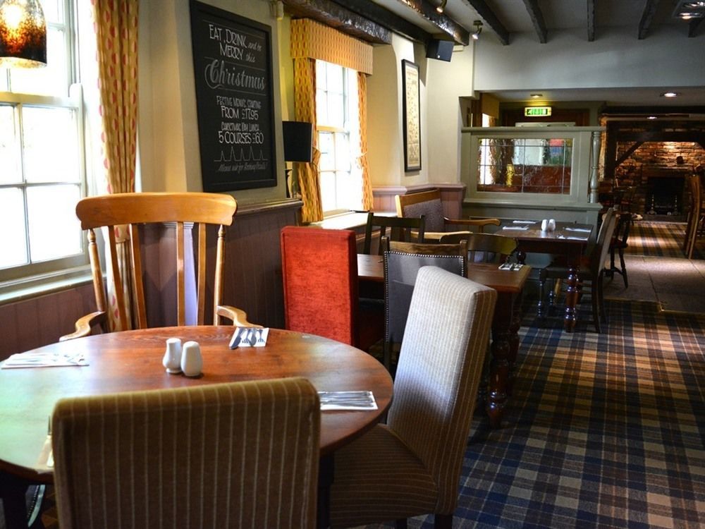 Swan & Talbot Inn Wetherby Esterno foto