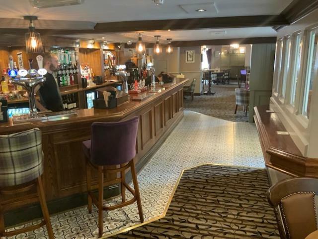 Swan & Talbot Inn Wetherby Esterno foto